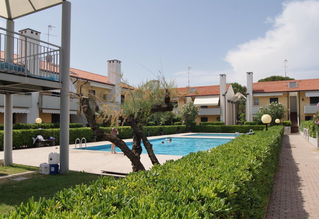 Appartamenti In Residence Portosole E Residence Tamerici Con Piscina-Cavallino Treporti Exterior foto